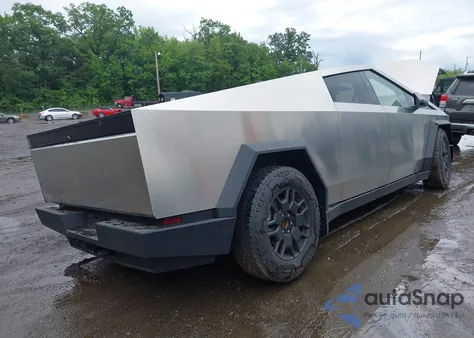 2025 Tesla Cybertruck All-Wheel Drive z USA, uszkodzony, nr VIN 7G2CEHED1SA061865